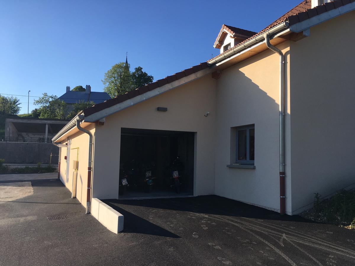 Hotel Les Tremplins La Chaux Neuve Exteriör bild